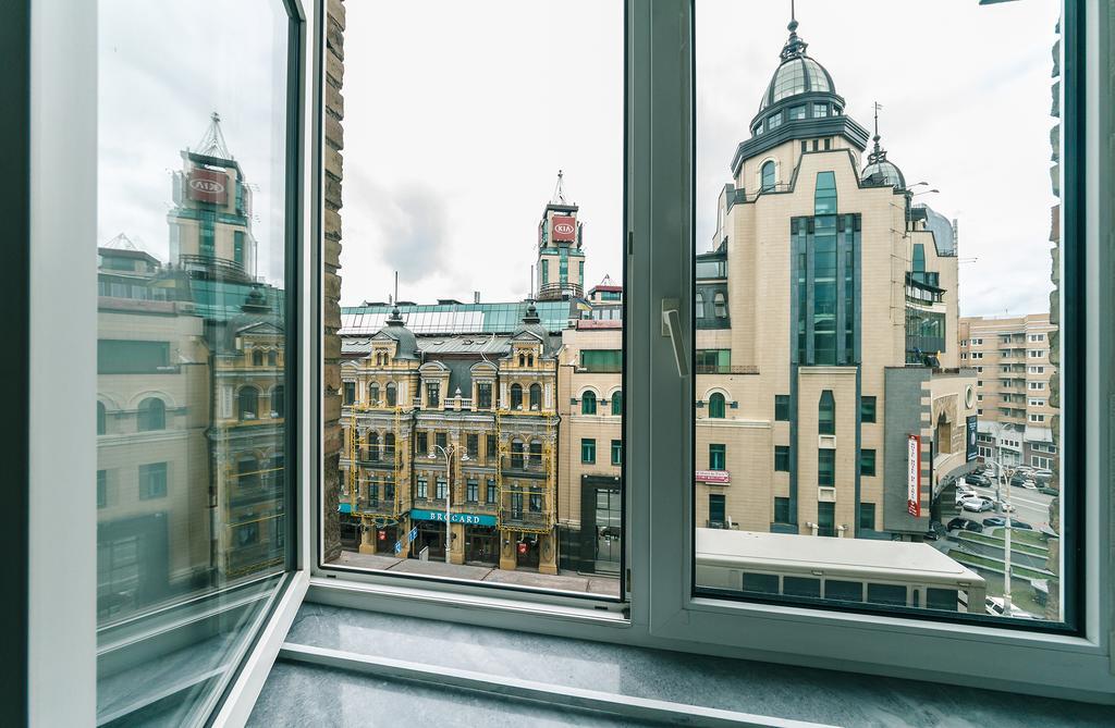 Apartment Arena City Киев Екстериор снимка